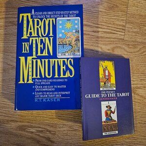 Tarot in Ten Minutes plus The Pocket Guide to Tarot lot of 2 books